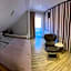 LA Boutique House