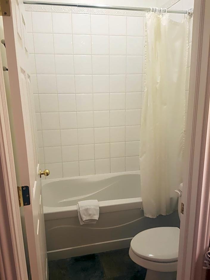 Lady MacDonald Country Inn