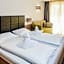 Astor Hotel