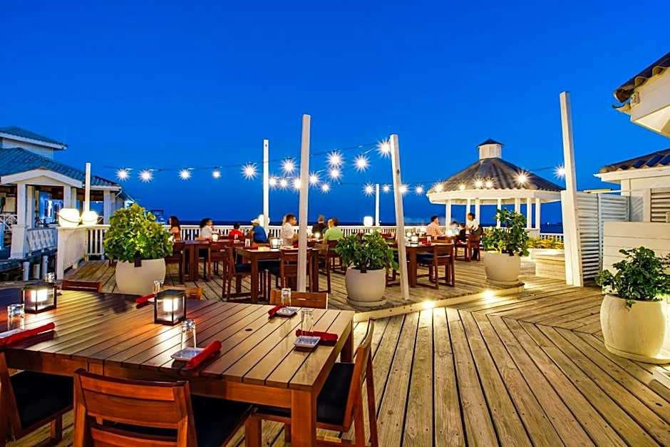 Alaia Belize, Autograph Collection