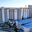 Oceanfront Views, Recently Renovated Kitchen,Pools