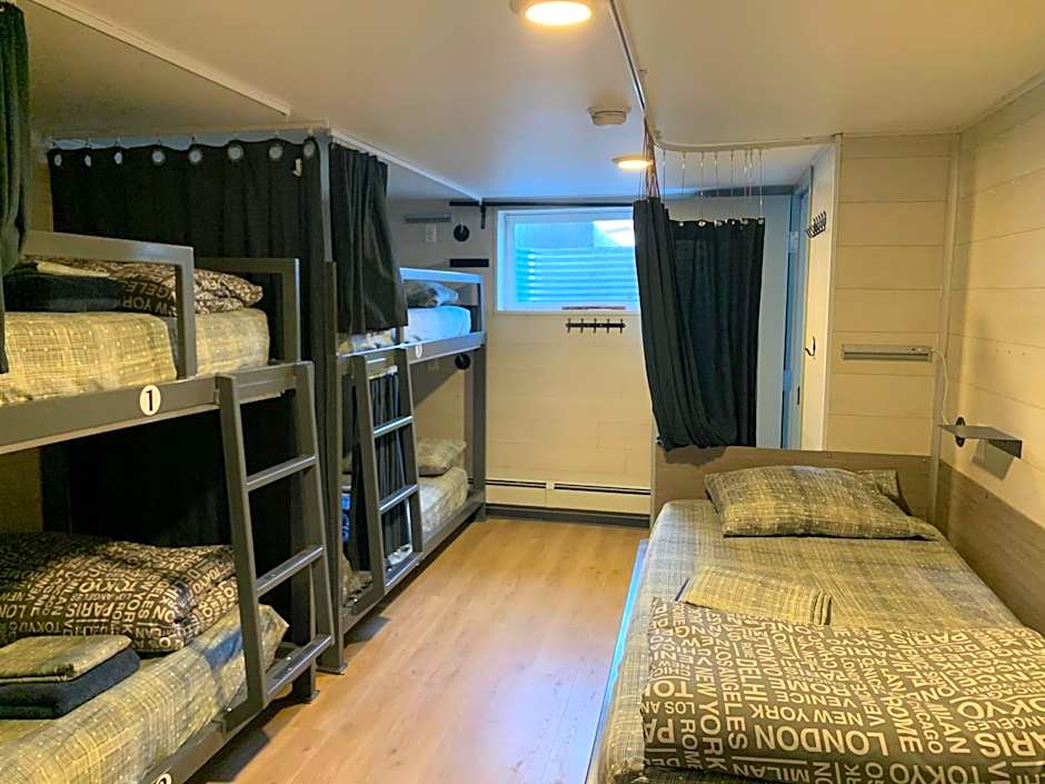 Jasper Downtown Hostel