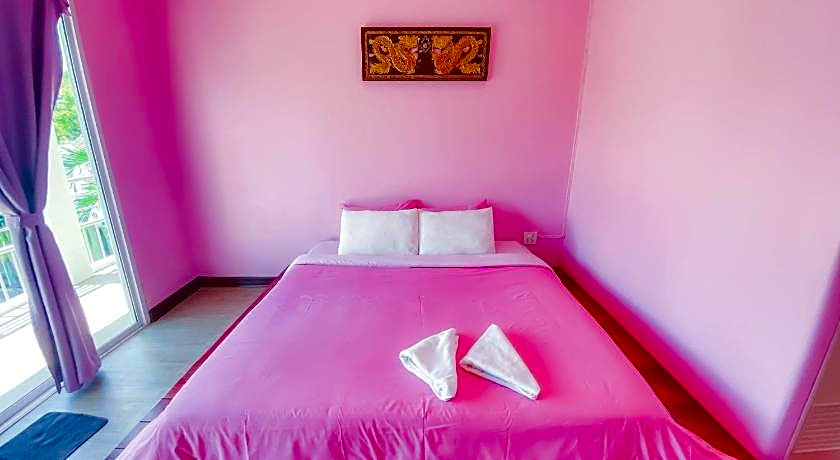 Baan Chom Jan Suan Phung