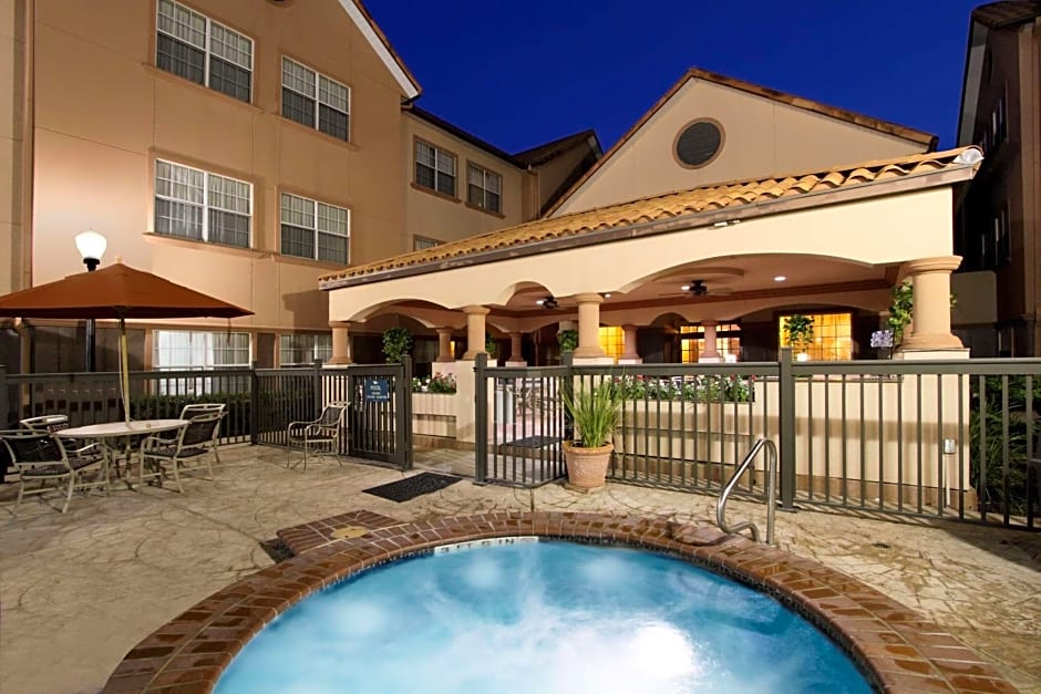 Homewood Suites By Hilton Houston-Woodlands