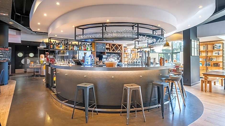 Campanile PRIME - Nice Airport