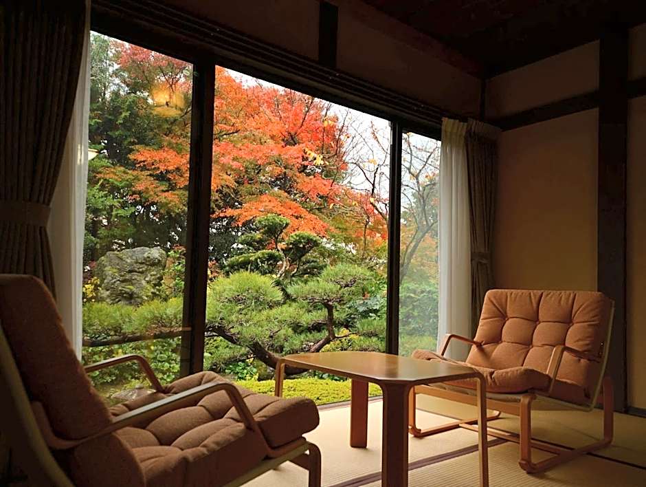 Japanese Ryokan Seryo