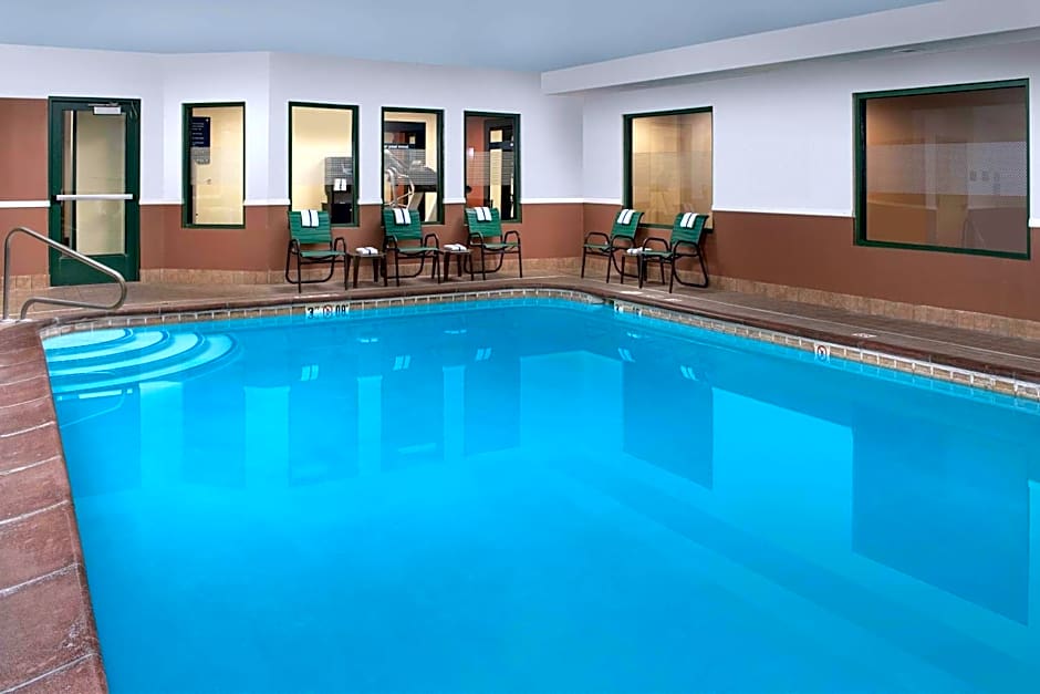 Hampton Inn By Hilton Kansas City The Legends