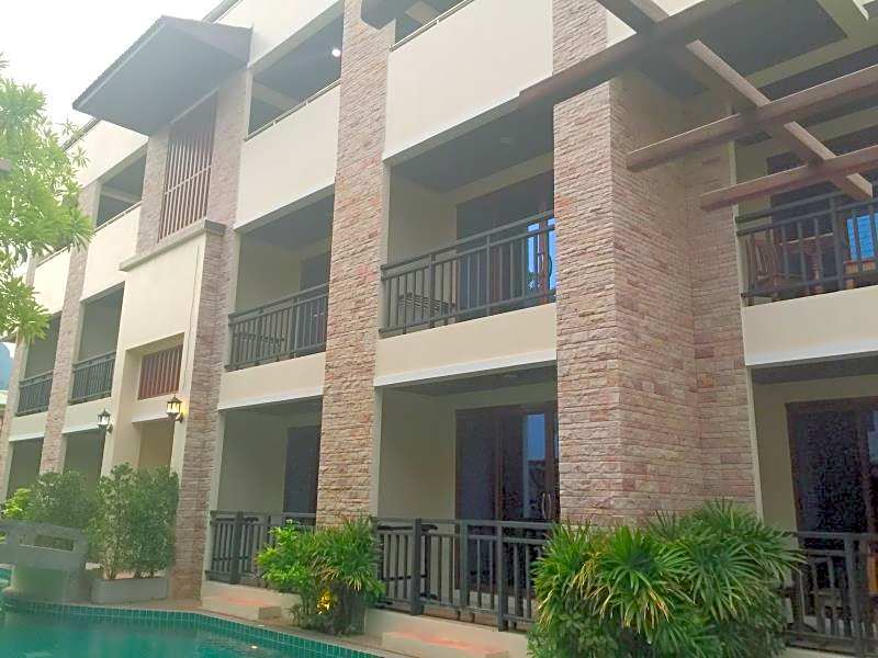 JJ Residence (somsri praditjarone company branch 1)