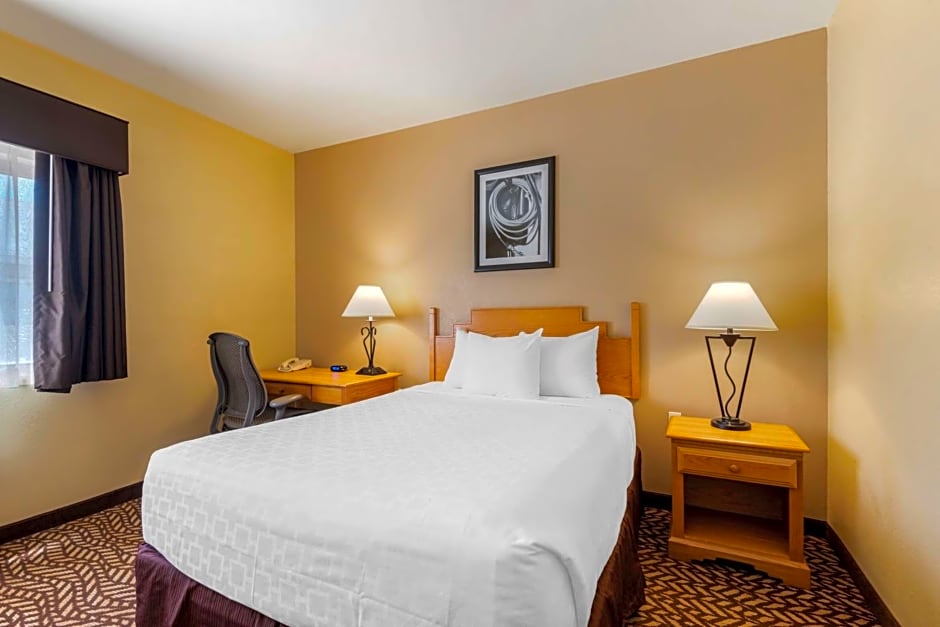 Best Western Turquoise Inn And Suites