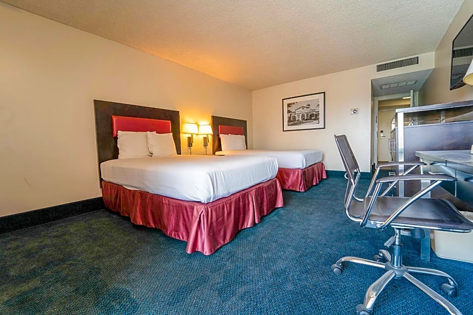 Royal Plaza Inn