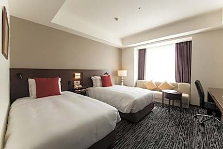 Premium Room with Two Single Beds