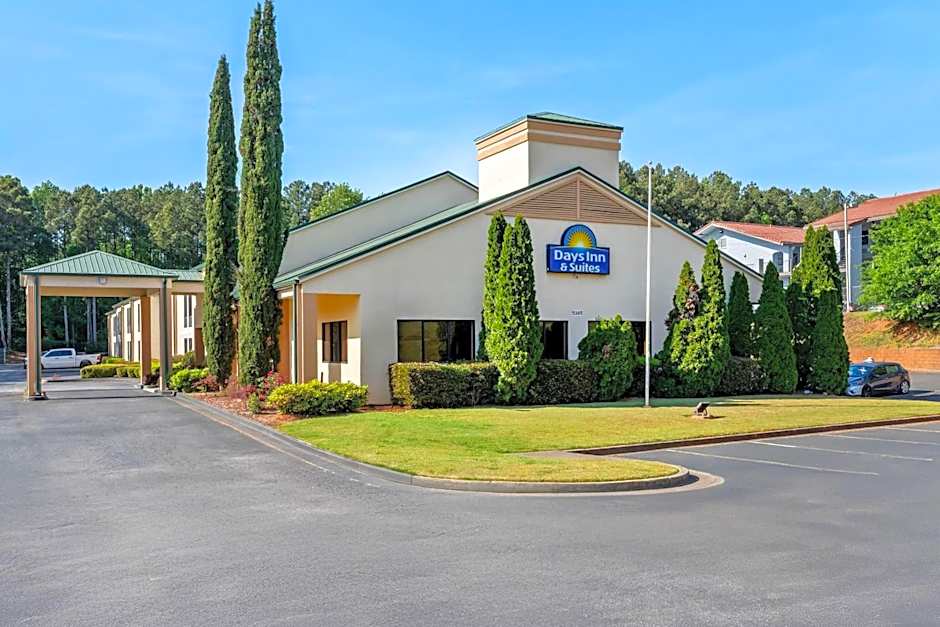 Days Inn & Suites by Wyndham Peachtree Corners/Norcross