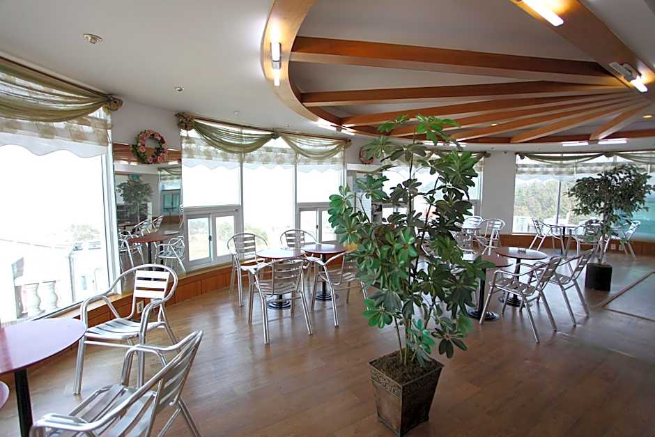 Hotel TopsVille