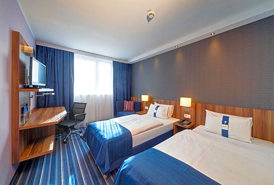 Holiday Inn Express Augsburg By IHG