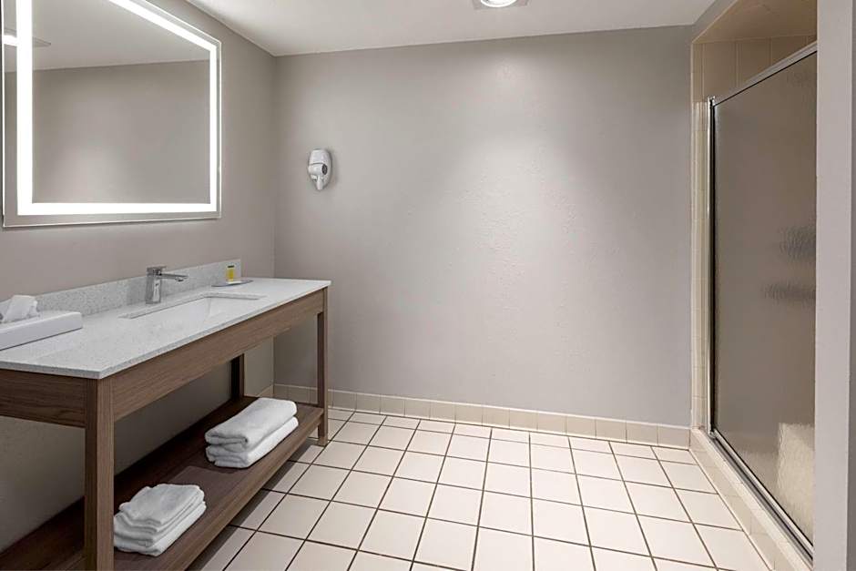 Super 8 by Wyndham Marysville/Port Huron Area