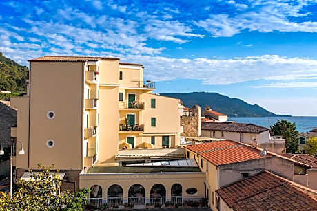 Hotel La Pergola