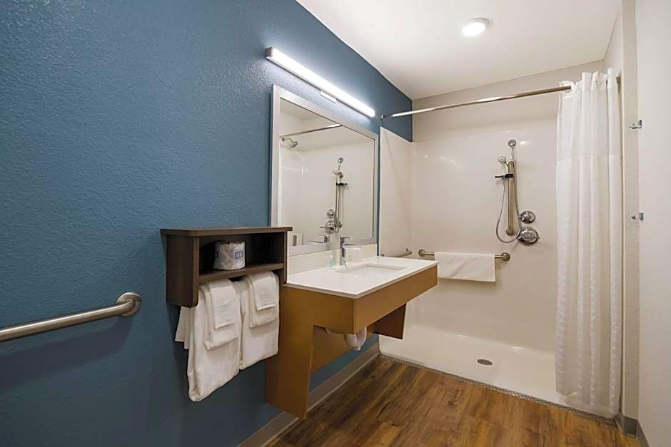 WoodSpring Suites Panama City Beach