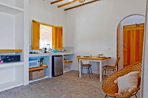 Punta Blanca Beachfront Suites