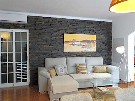 BRIGHT AMBIENCE by Stay in Alentejo