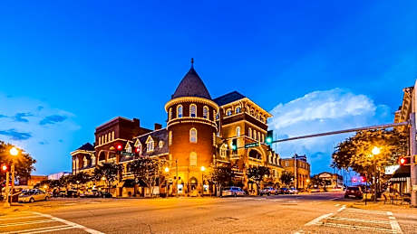 Windsor Hotel, an Ascend Collection Hotel