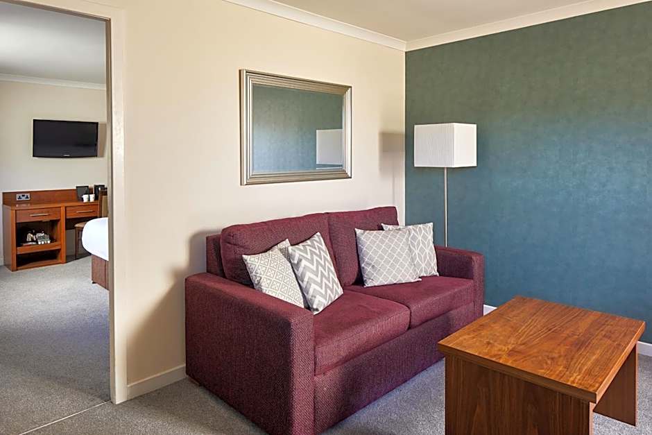 Leonardo Boutique Huntingtower Perth