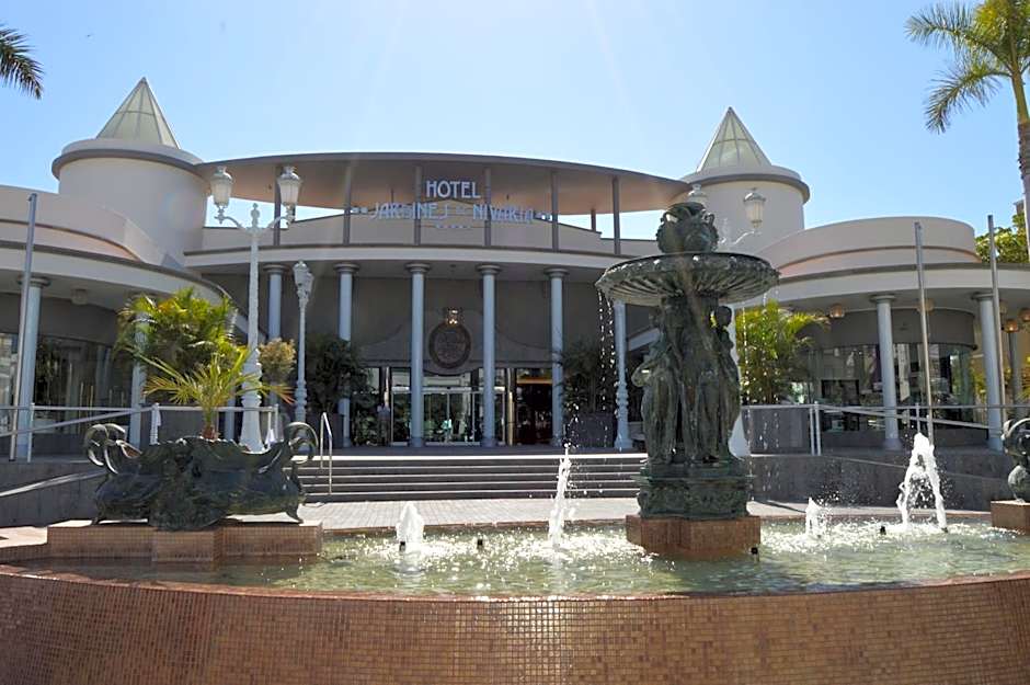 Adrián Hoteles Jardines de Nivaria