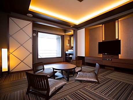 Deluxe Japanese-Style Room with Open-Air Bath and Ocean View - Non-Smoking