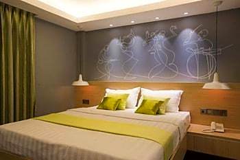 Shwe Pyi San Yar Hotel