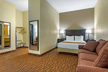 Suite with Two Queen Beds - Accessible/Non-Smoking