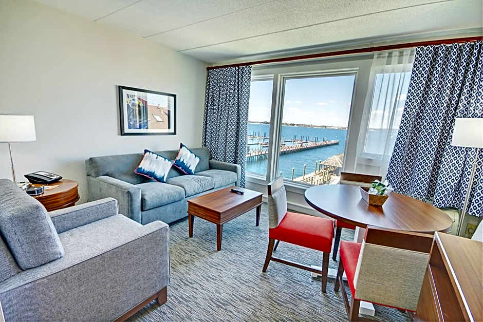 Wyndham Inn on the Harbor