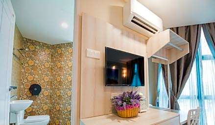 Lavender Inn USJ