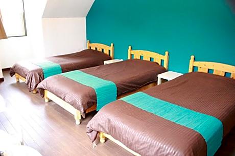 Triple Room with Private Bathroom