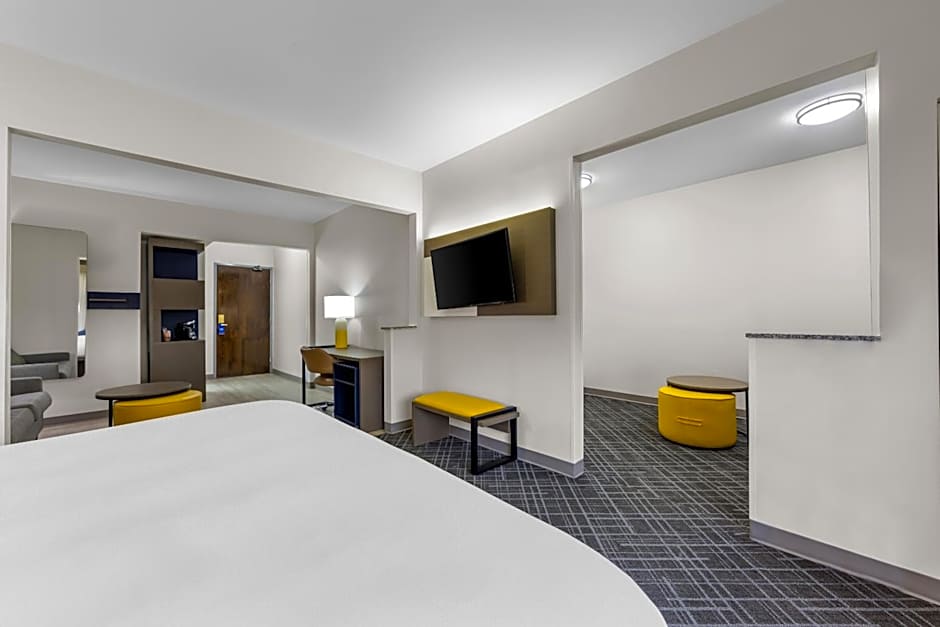 Comfort Suites London South