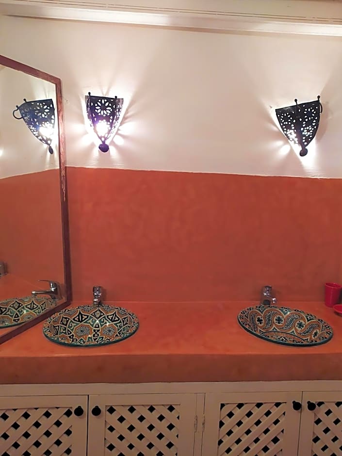 Riad Haizea Mogador
