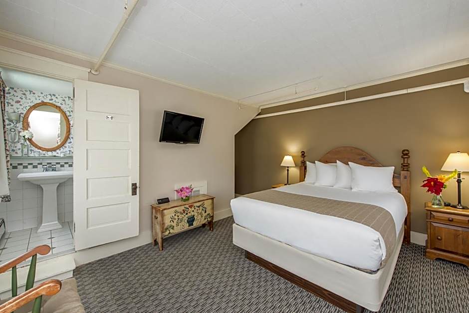 Eagle Mountain House And Golf Club