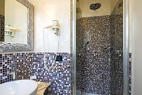 Two Connecting Double Rooms