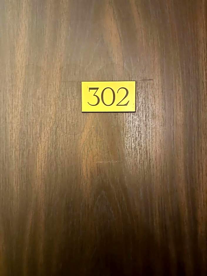 Hôtel Bosquet Pau Centre - Self Check In Budget Hotel