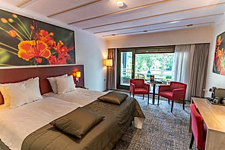 Junior Suite with Balcony