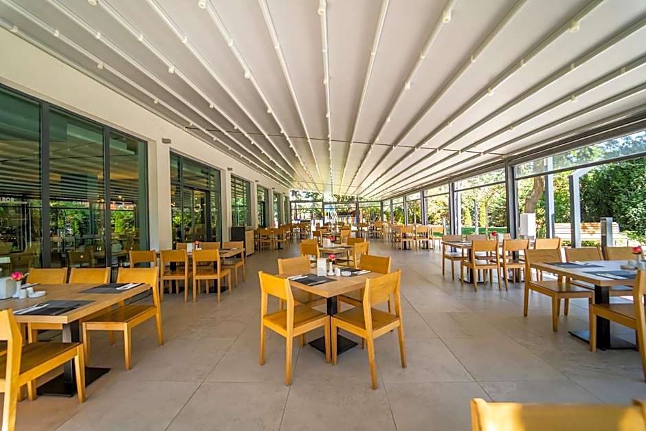 HVD Club Bor Ultra All Inclusive - Private Beach & Free parking