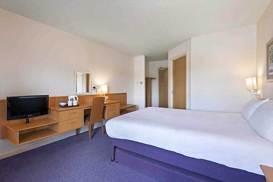 Days Inn by Wyndham Lockerbie Annandale Water