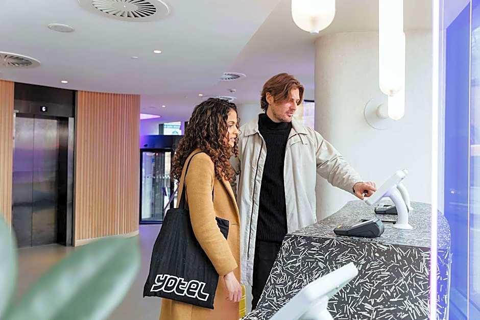 YOTEL Geneva Lake