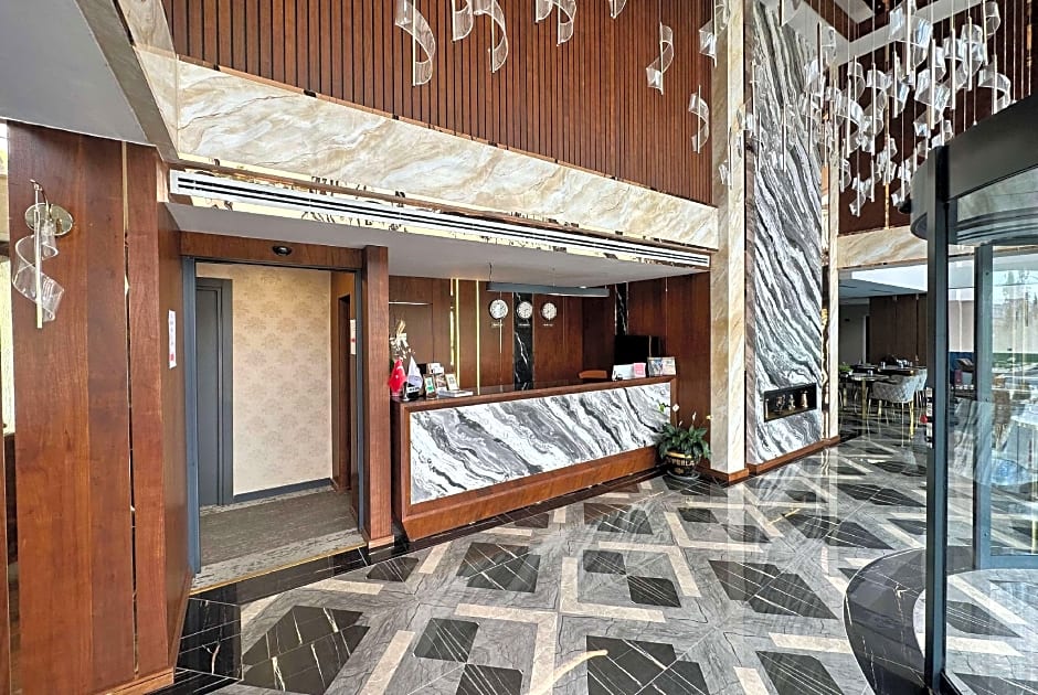 Operla Airport Hotels, Trademark Collection by Wyndham