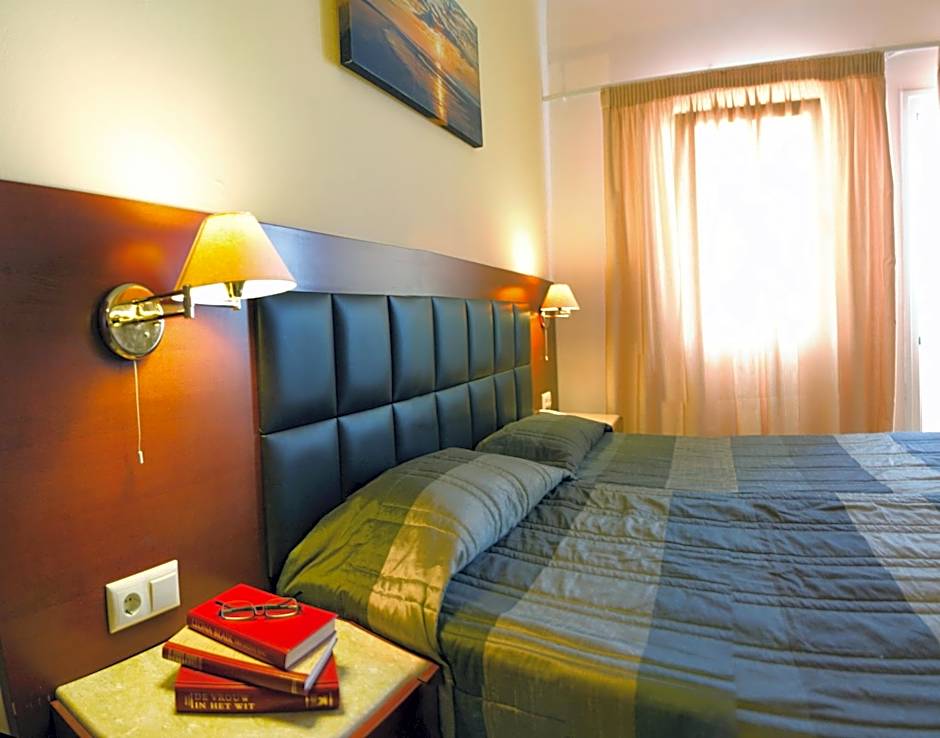 Belvedere Aeolis Hotel