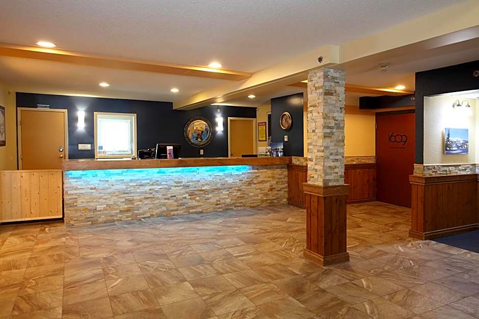 The Vance Creek Hotel & Conference Centre