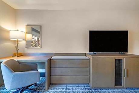 Queen Room with Two Queen Beds - Mobility and Hearing Access