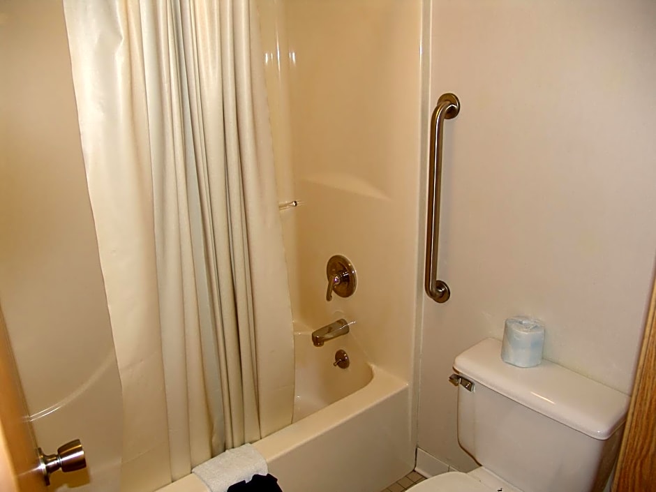Super 8 by Wyndham Branson - Shepherd of the Hills Exwy