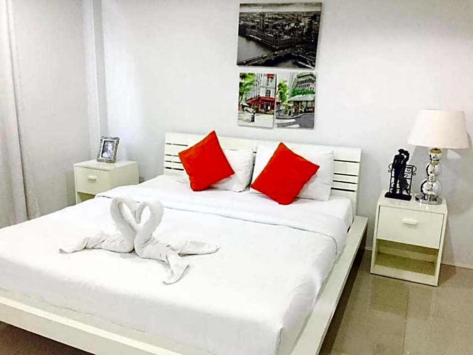 Chic Hotel Suratthani