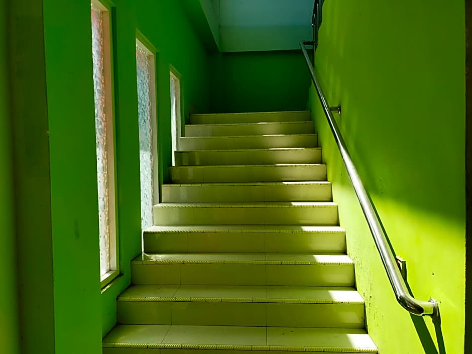 Inawa Homestay Syariah – Rampal, ID
