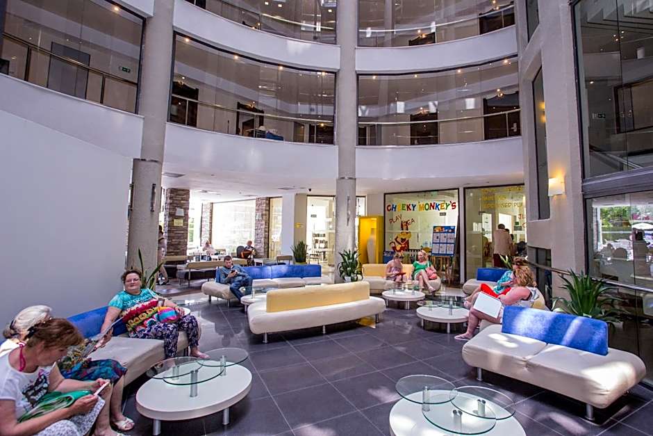 Smartline Meridian Hotel