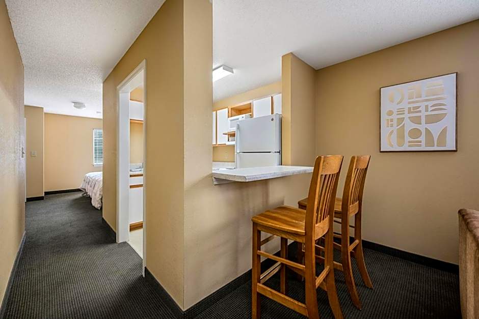 Affordable Suites Wilson